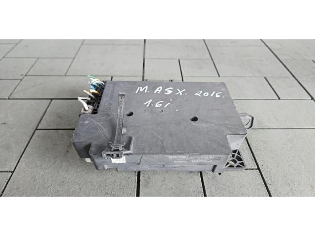 bontott MITSUBISHI ASX Biztosítéktábla Utastér