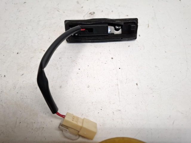 bontott MITSUBISHI ASX Csomagtérajtó Kilincs