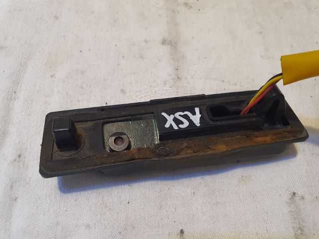 bontott MITSUBISHI ASX Csomagtérajtó Kilincs