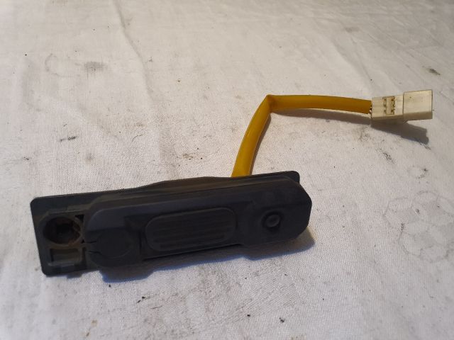 bontott MITSUBISHI ASX Csomagtérajtó Kilincs