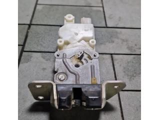 bontott MITSUBISHI ASX Csomagtérajtó Zárszerkezet