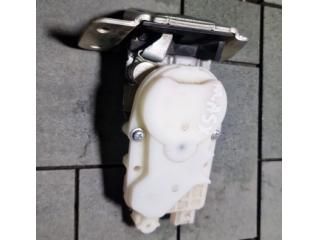 bontott MITSUBISHI ASX Csomagtérajtó Zárszerkezet