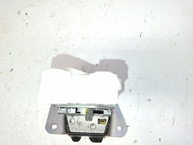 bontott MITSUBISHI ASX Csomagtérajtó Zárszerkezet