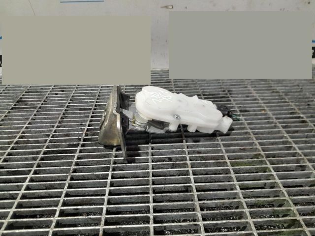 bontott MITSUBISHI ASX Csomagtérajtó Zárszerkezet