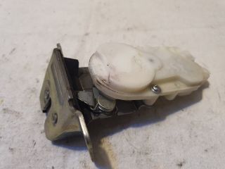 bontott MITSUBISHI ASX Csomagtérajtó Zárszerkezet