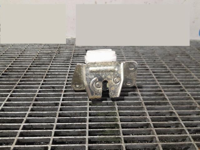 bontott MITSUBISHI ASX Csomagtérajtó Zárszerkezet