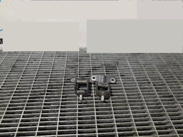 bontott MITSUBISHI ASX Csomagtérajtó Zsanér