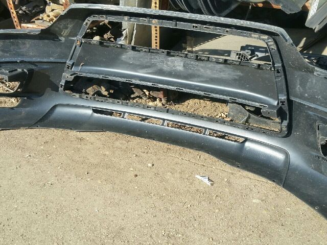 bontott MITSUBISHI ASX Első Lökhárító (Üresen)