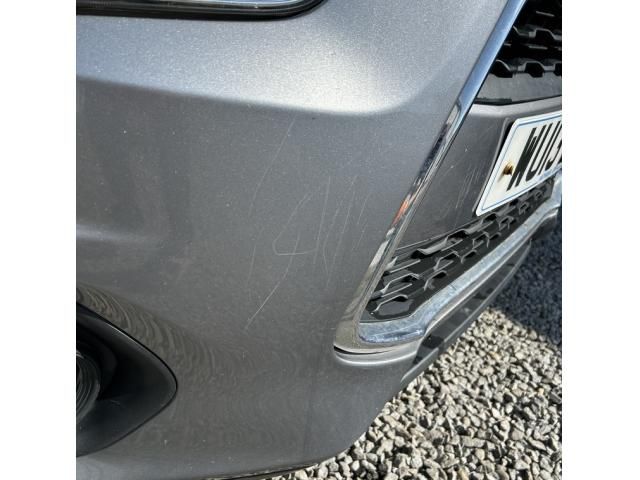 bontott MITSUBISHI ASX Első Lökhárító (Üresen)