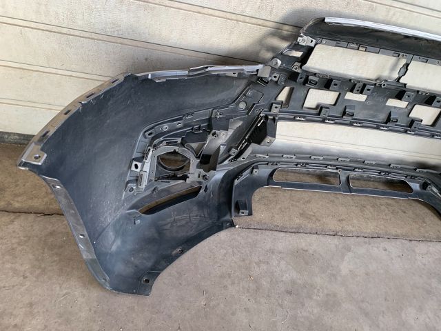 bontott MITSUBISHI ASX Első Lökhárító (Üresen)