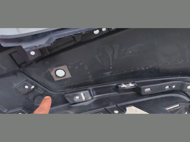 bontott MITSUBISHI ASX Első Lökhárító (Üresen)