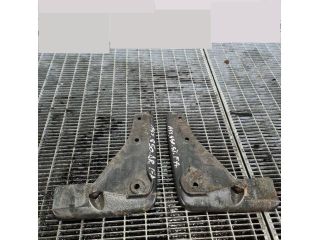 bontott MITSUBISHI ASX Első Sárvédő Gumi Pár