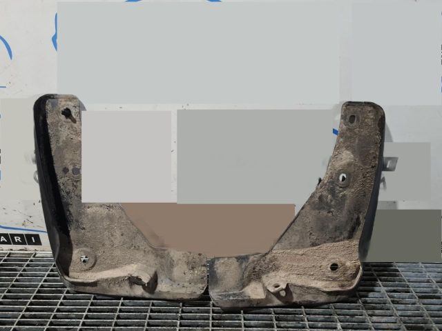 bontott MITSUBISHI ASX Első Sárvédő Gumi Pár