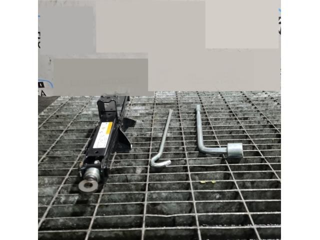 bontott MITSUBISHI ASX Emelő