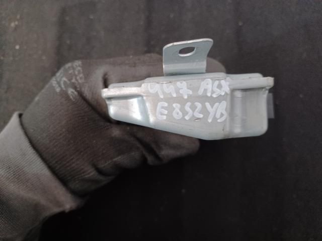 bontott MITSUBISHI ASX Feszültségszabályzó