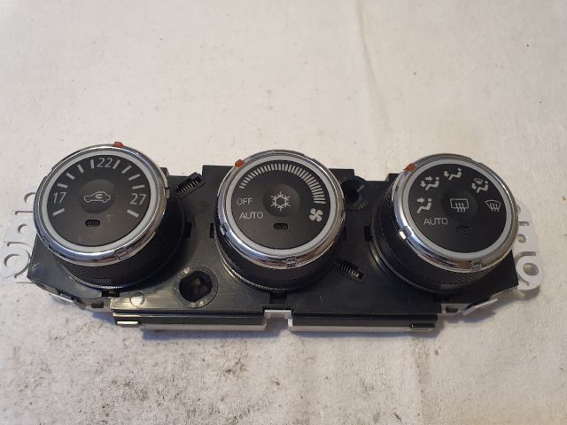 bontott MITSUBISHI ASX Fűtéskapcsoló (digit klímás)