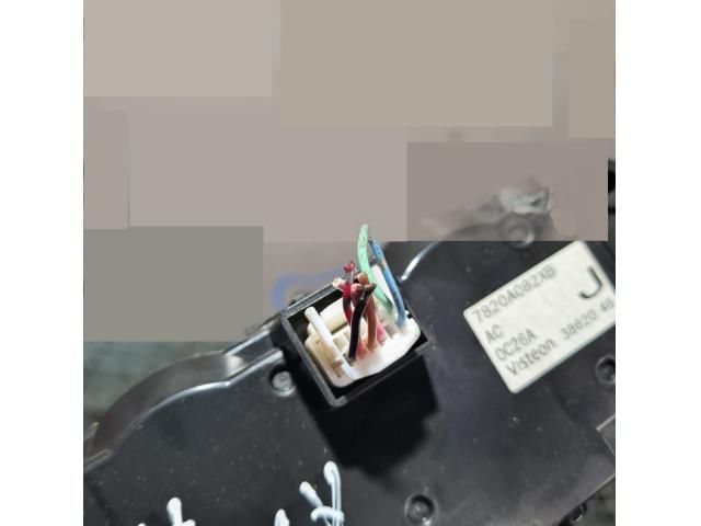 bontott MITSUBISHI ASX Fűtéskapcsoló