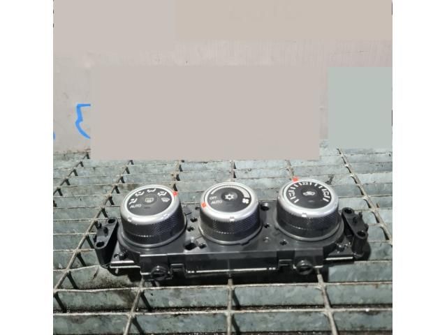 bontott MITSUBISHI ASX Fűtéskapcsoló