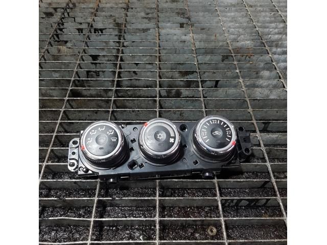 bontott MITSUBISHI ASX Fűtéskapcsoló