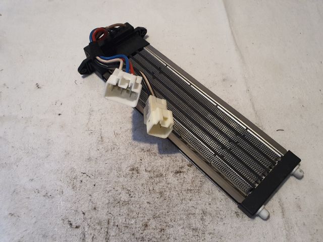 bontott MITSUBISHI ASX Fűtőradiátor (Elektromos)