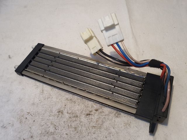 bontott MITSUBISHI ASX Fűtőradiátor (Elektromos)