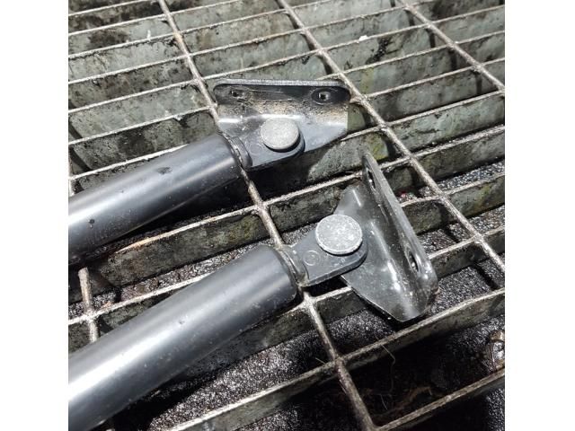 bontott MITSUBISHI ASX Gázrugós Kitámasztó Teleszkóp Csomagtérajtó (Pozíciófüggetlen)