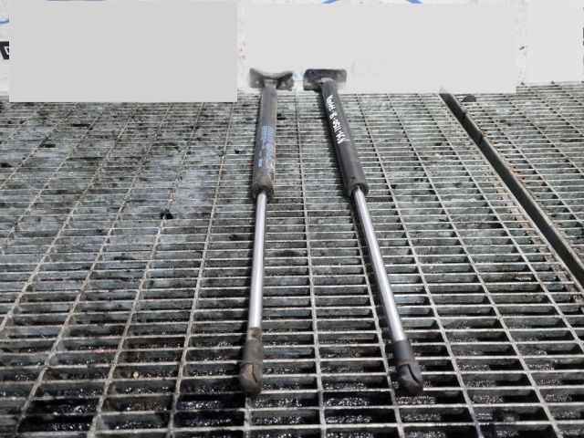 bontott MITSUBISHI ASX Gázrugós Kitámasztó Teleszkóp Csomagtérajtó (Pozíciófüggetlen)