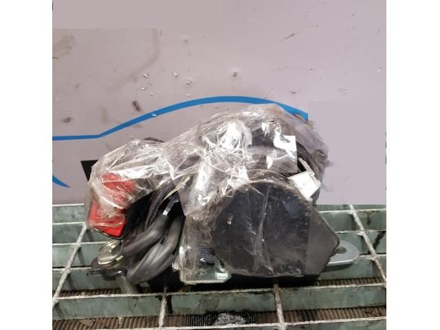 bontott MITSUBISHI ASX Hátsó középső Biztonsági Öv