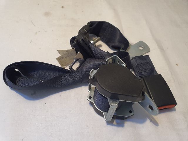 bontott MITSUBISHI ASX Hátsó középső Biztonsági Öv