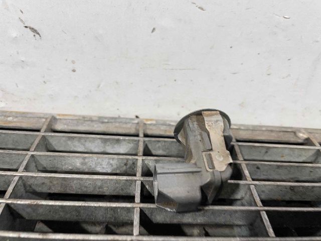 bontott MITSUBISHI ASX Hátsó Tolatóradar Fej