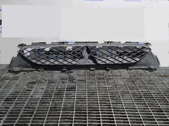 bontott MITSUBISHI ASX Hűtőrács