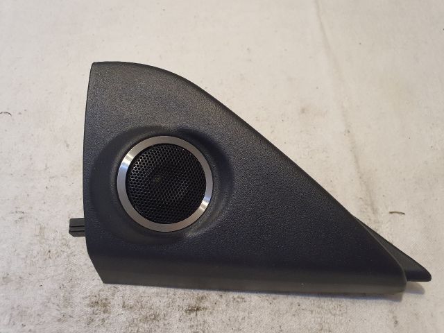 bontott MITSUBISHI ASX Jobb A Oszlop Hangszóró Burkolat