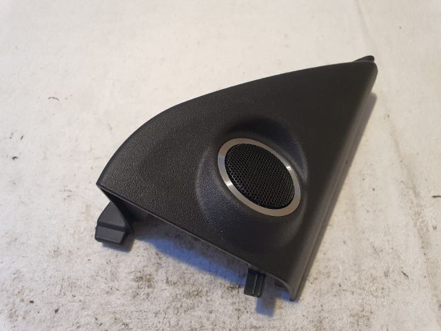bontott MITSUBISHI ASX Jobb A Oszlop Hangszóró Burkolat
