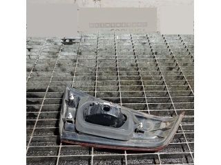 bontott MITSUBISHI ASX Jobb Belső Hátsó Lámpa