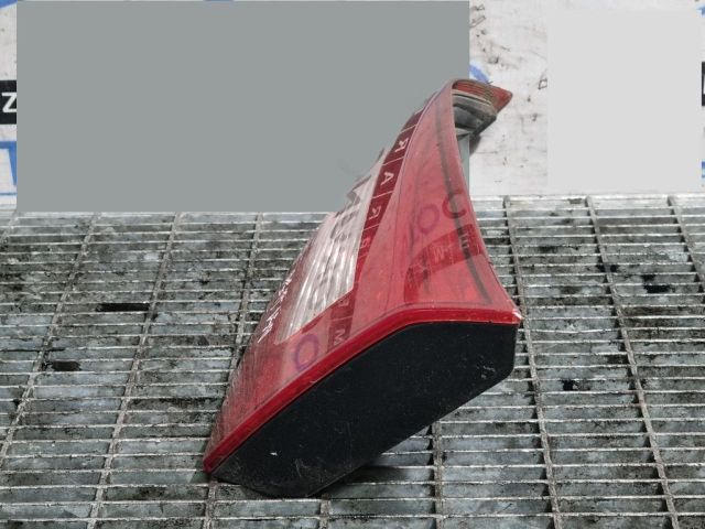 bontott MITSUBISHI ASX Jobb Belső Hátsó Lámpa