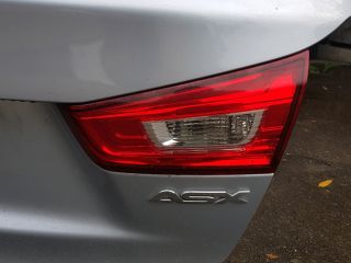 bontott MITSUBISHI ASX Jobb Belső Hátsó Lámpa