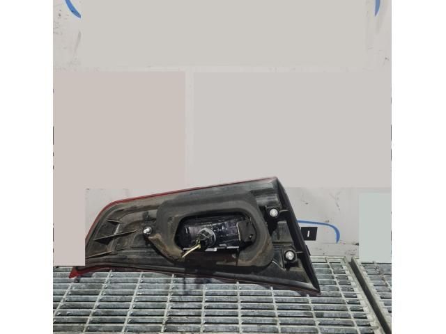 bontott MITSUBISHI ASX Jobb Belső Hátsó Lámpa