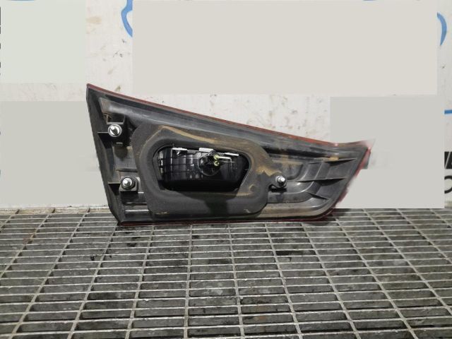 bontott MITSUBISHI ASX Jobb Belső Hátsó Lámpa