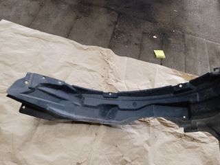 bontott MITSUBISHI ASX Jobb első Dobbetét (Kerékjárati, Műanyag)