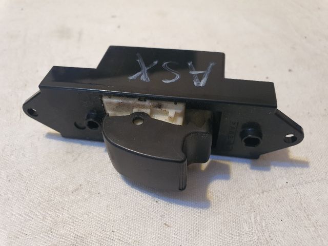 bontott MITSUBISHI ASX Jobb hátsó Ablakemelő Kapcsoló