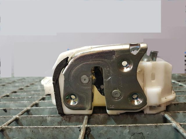 bontott MITSUBISHI ASX Jobb hátsó Ajtózár