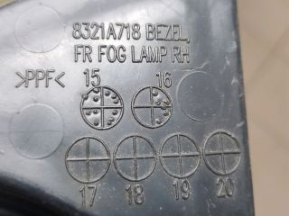 bontott MITSUBISHI ASX Jobb Ködfényszóró Lámpakeret