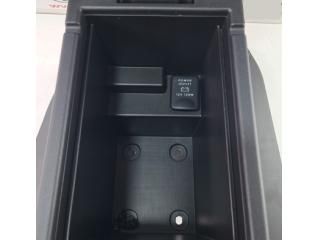 bontott MITSUBISHI ASX Könyöklő