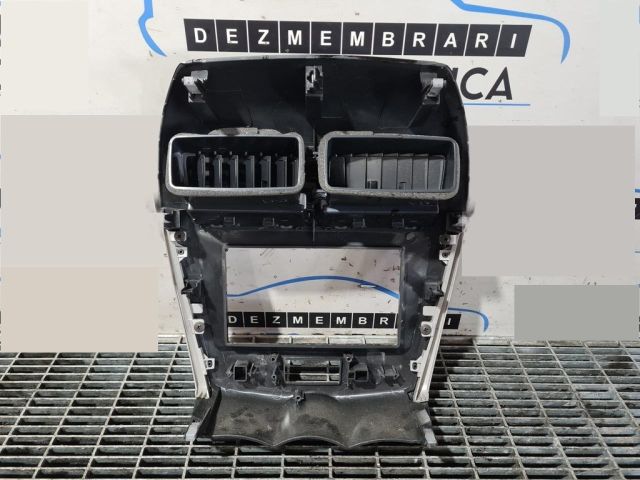 bontott MITSUBISHI ASX Középső Szellőző