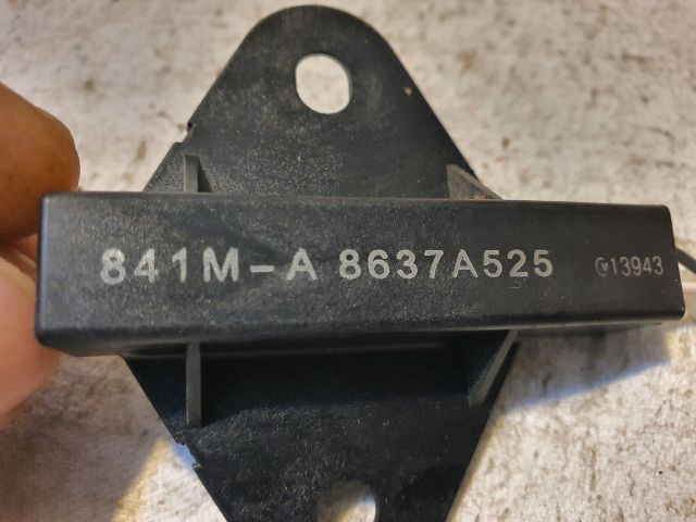 bontott MITSUBISHI ASX Kulcs Nélküli Nyitás Jeladó