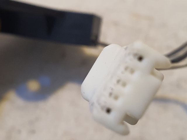 bontott MITSUBISHI ASX Kulcs Nélküli Nyitás Jeladó