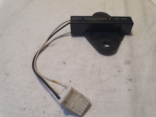 bontott MITSUBISHI ASX Kulcs Nélküli Nyitás Jeladó