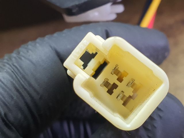 bontott MITSUBISHI ASX Mélynyomó Hangszóró