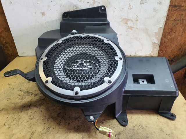 bontott MITSUBISHI ASX Mélynyomó Hangszóró