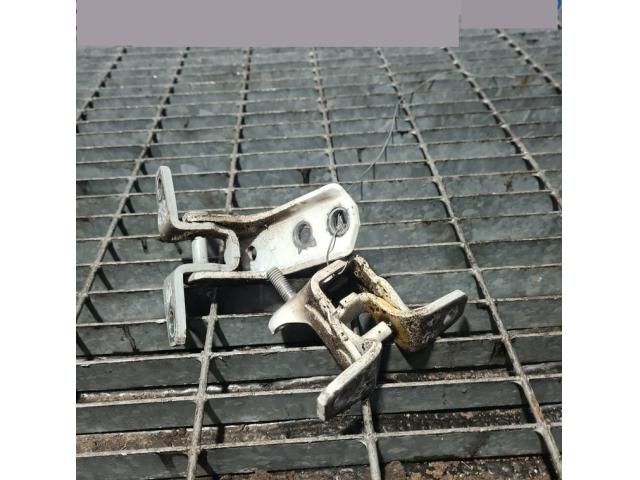 bontott MITSUBISHI ASX Motorháztető Zsanér Pár